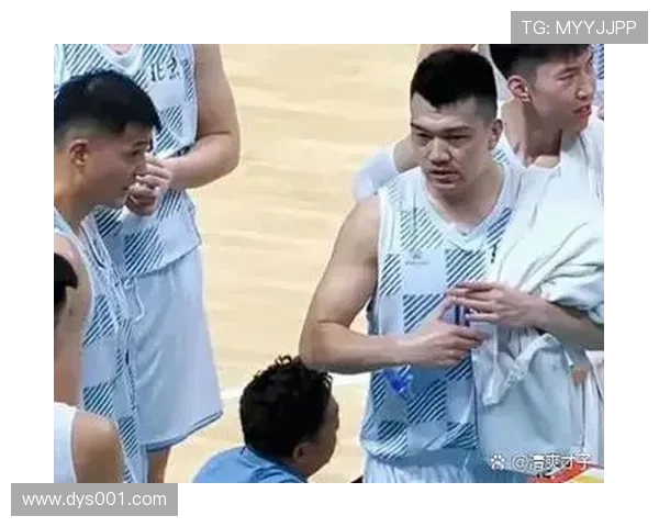 周琦陈盈骏训练对话长达10分钟 聚焦破解广厦包夹战术策略 周琦陈盈骏训练对话长达10分钟 聚焦破解广厦包夹战术策略