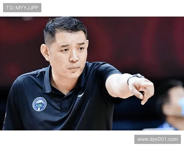巩晓彬回忆昔日激烈发言 称当时过于直率 今后将注重个人修养与言辞克制 巩晓彬回忆昔日激烈发言 称当时过于直率 今后将注重个人修养与言辞克制
